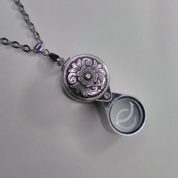 Magnifying Glass Oxidized Floral Loupe Pendant Necklace 20x Strong - Picture 2 of 8